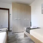 F9 2, Private Two Single Beds Shared Bathroom In Shared Flat Msida