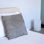 F9 2, Private Two Single Beds Shared Bathroom In Shared Flat